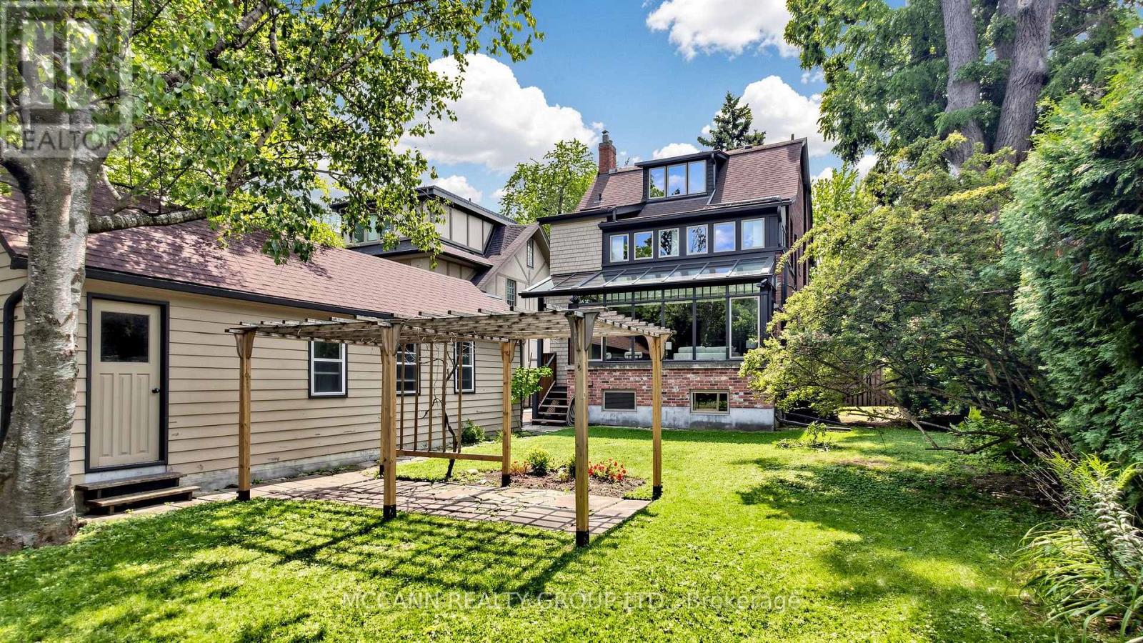252 Sheldrake Boulevard, Toronto, Ontario  M4P 2B6 - Photo 46 - C13668508