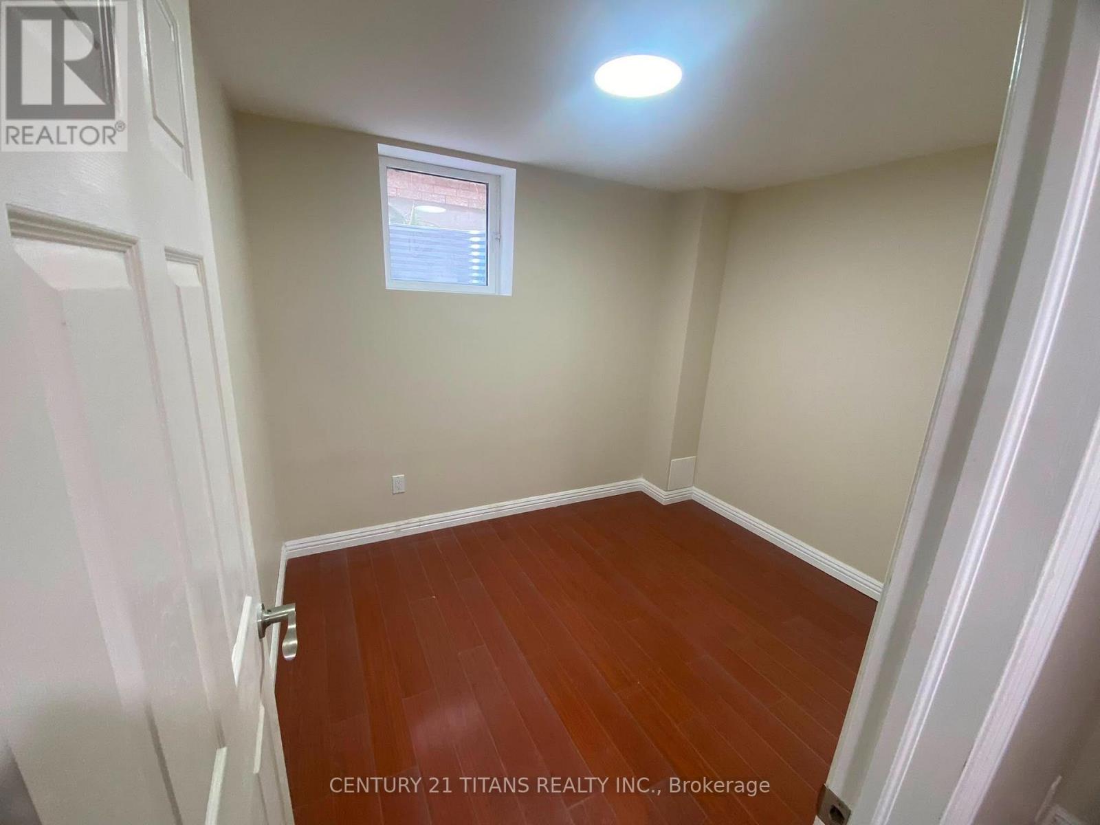 Bsmt - 165 Elizabeth Street, Ajax, Ontario  L1T 3Y4 - Photo 5 - E13668382