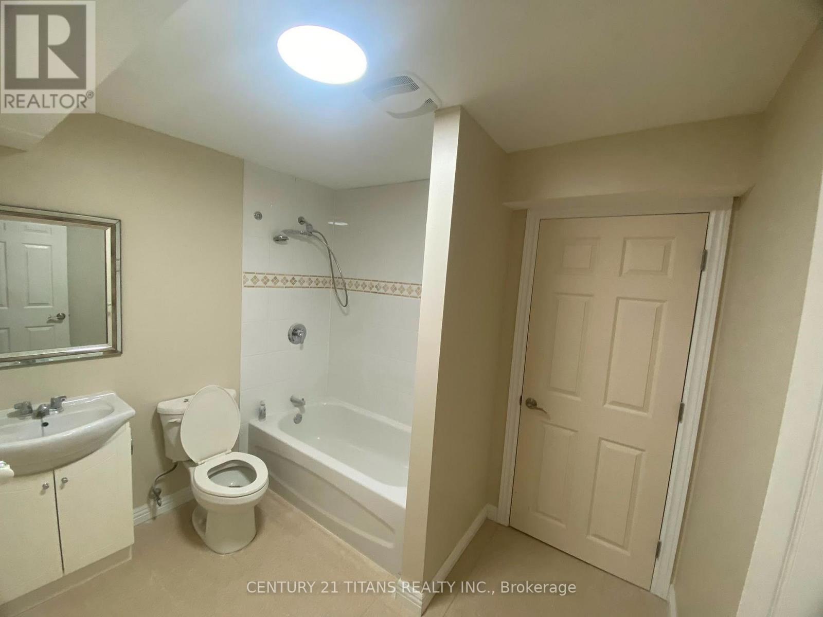 Bsmt - 165 Elizabeth Street, Ajax, Ontario  L1T 3Y4 - Photo 8 - E13668382