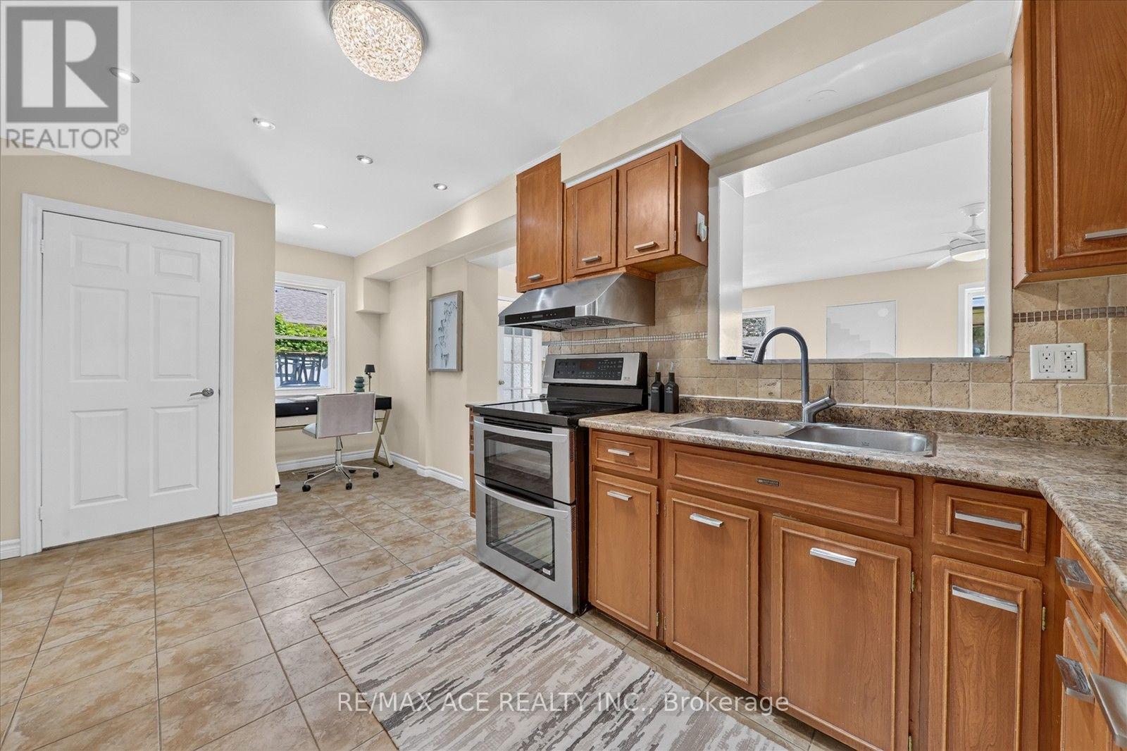 106 Portico Drive, Toronto, Ontario M1G 3R6 - Photo 18 - E13668496