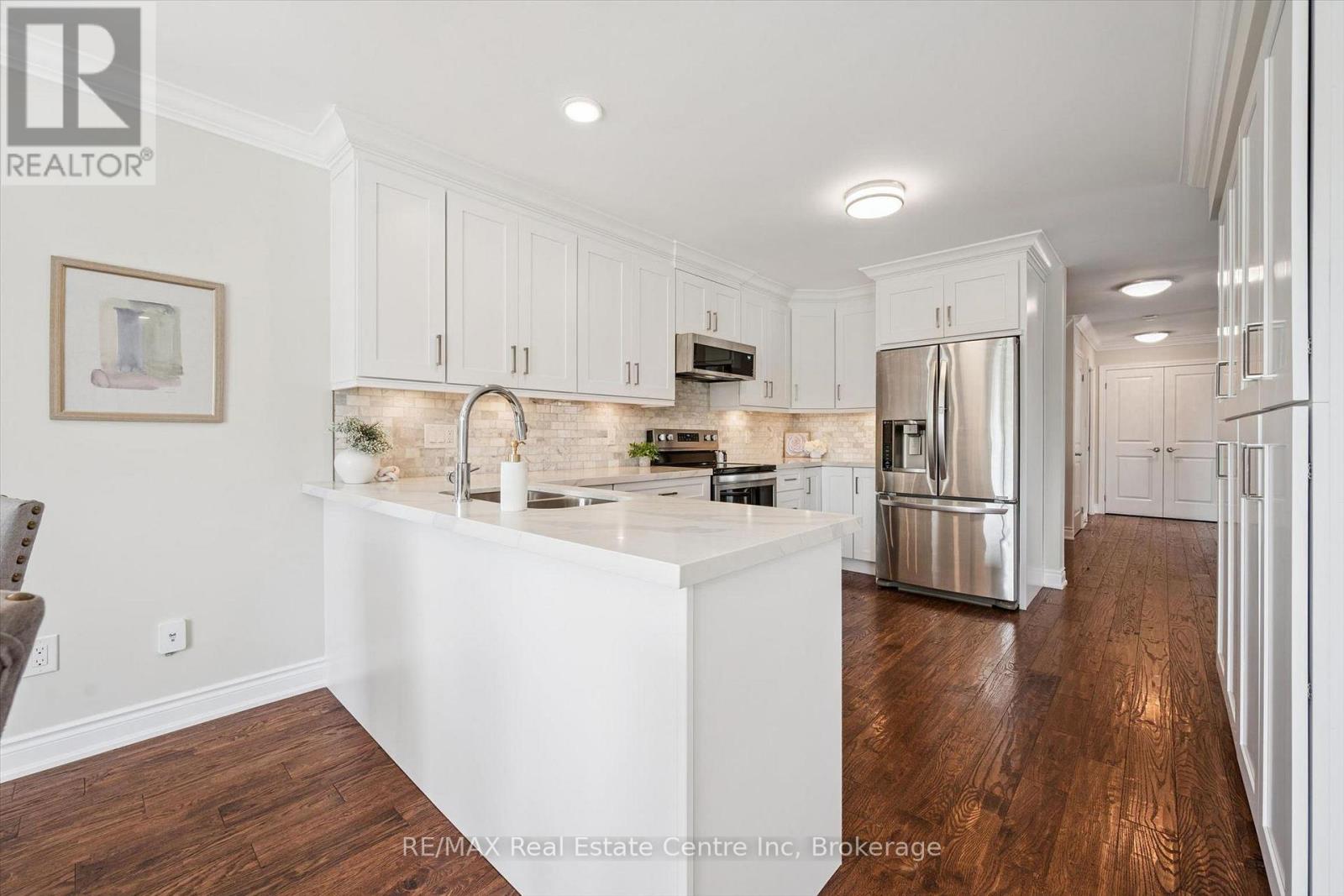 75 Teal Drive, Guelph (Kortright Hills), Ontario  N1C 1G4 - Photo 6 - X13668362
