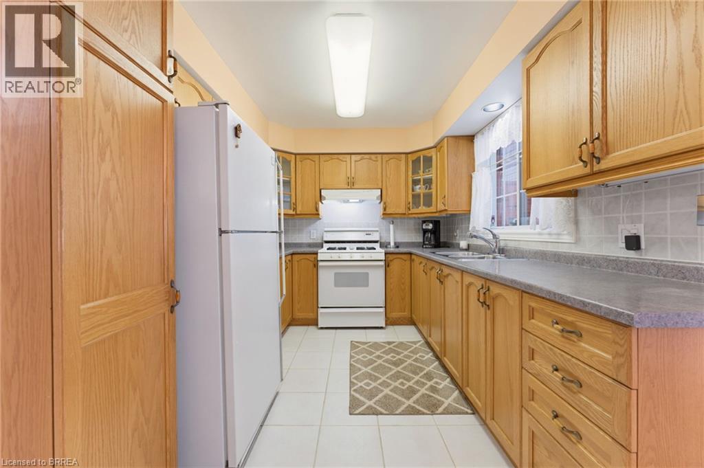 570 West Street Unit# 39, Brantford, Ontario  N3R 7Y7 - Photo 12 - 40849518