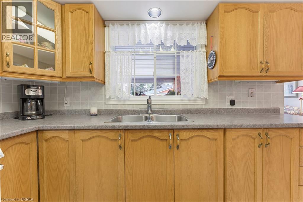 570 West Street Unit# 39, Brantford, Ontario  N3R 7Y7 - Photo 13 - 40849518