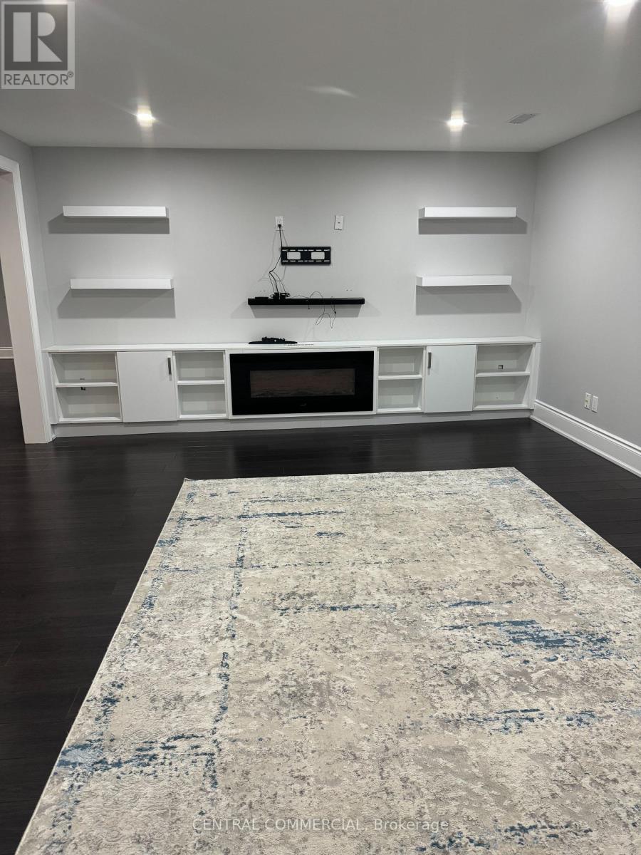 228 Coon's Road E, Richmond Hill, Ontario  L4E 2W8 - Photo 3 - N13668300