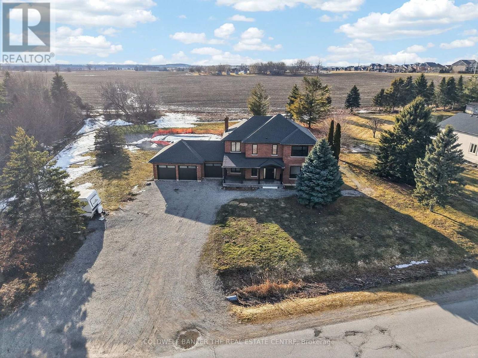 8 Brownlee Drive, Bradford West Gwillimbury, Ontario  L3Z 2A4 - Photo 1 - N13668354