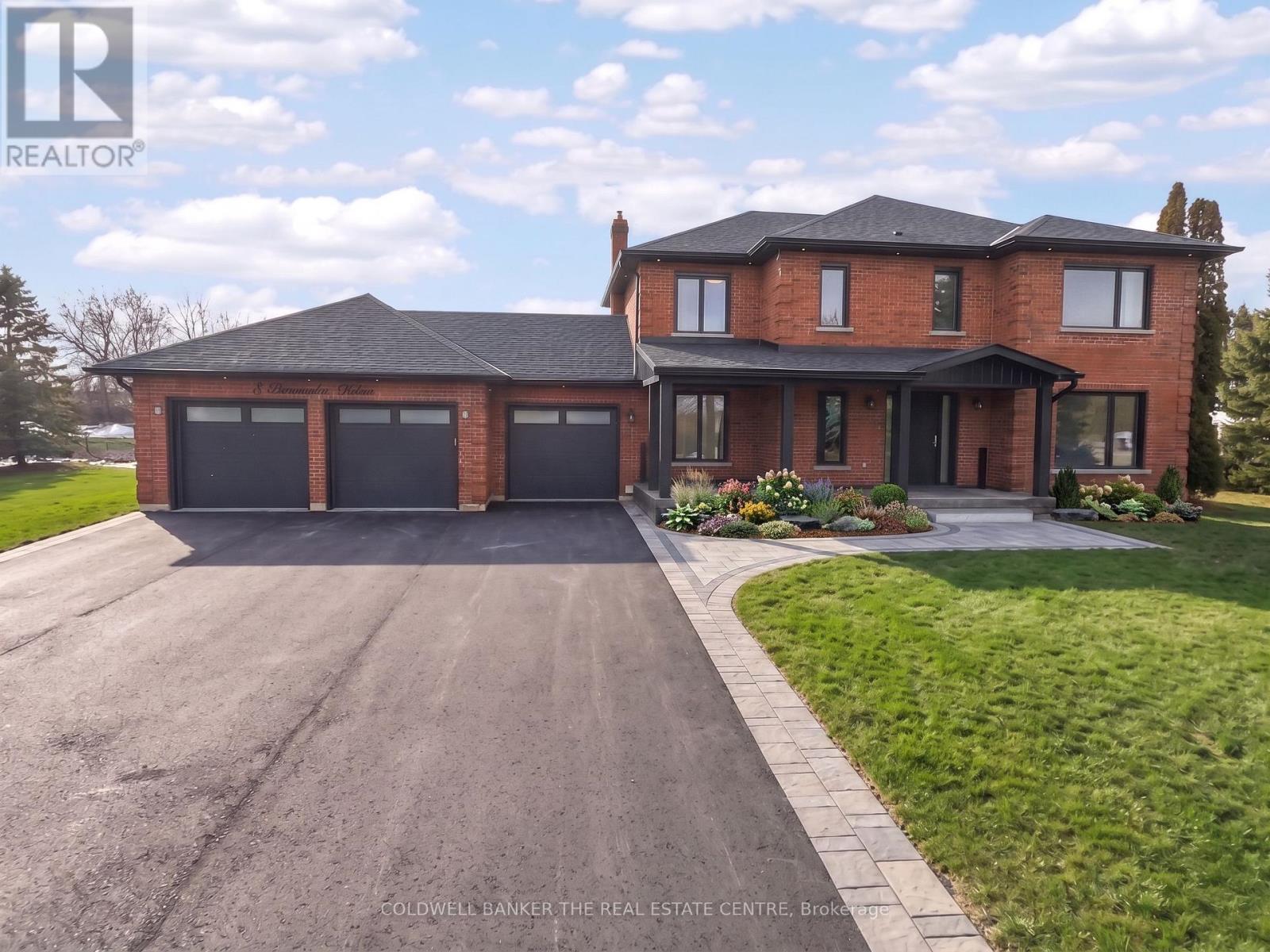 8 Brownlee Drive, Bradford West Gwillimbury, Ontario  L3Z 2A4 - Photo 3 - N13668354