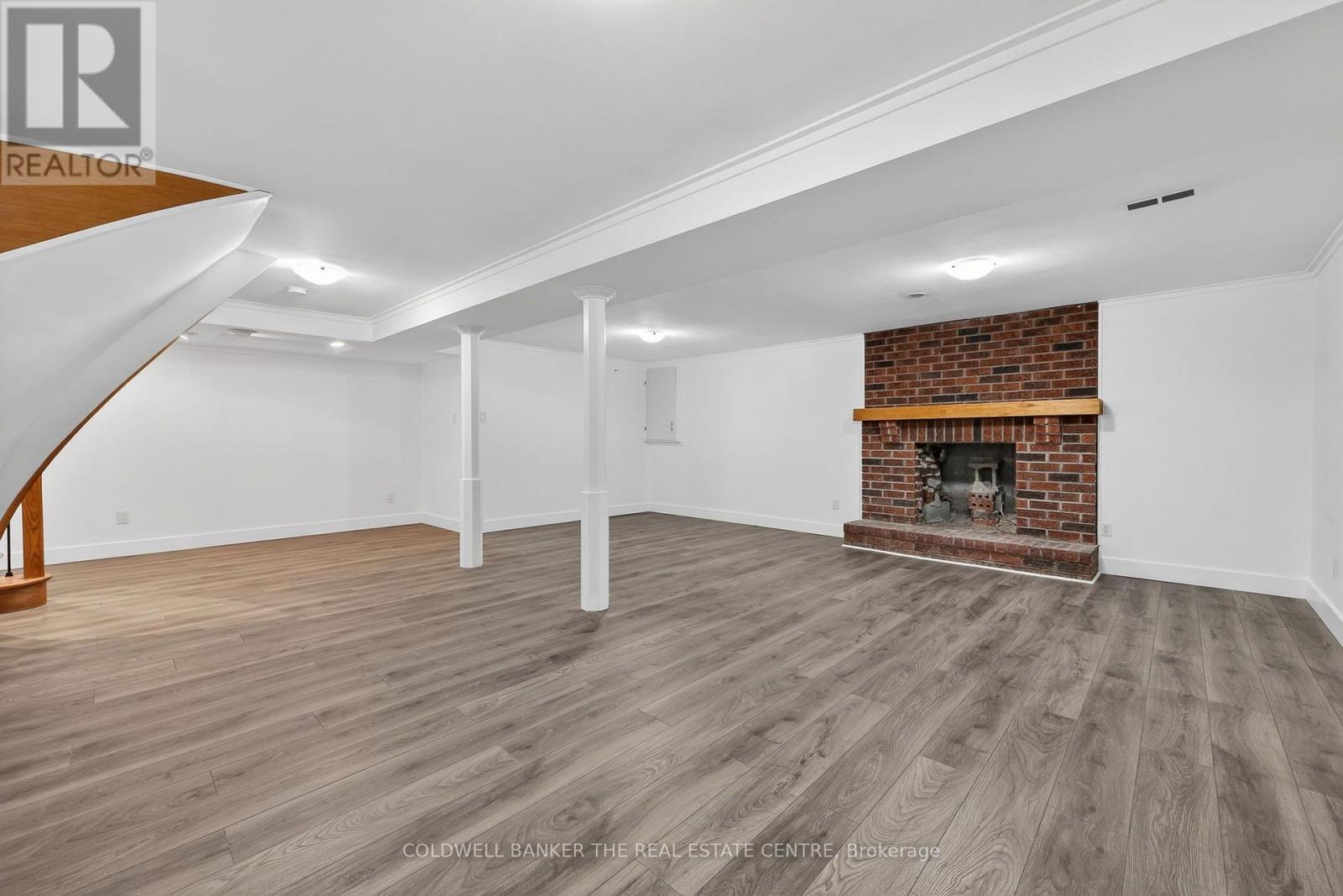 8 Brownlee Drive, Bradford West Gwillimbury, Ontario  L3Z 2A4 - Photo 39 - N13668354