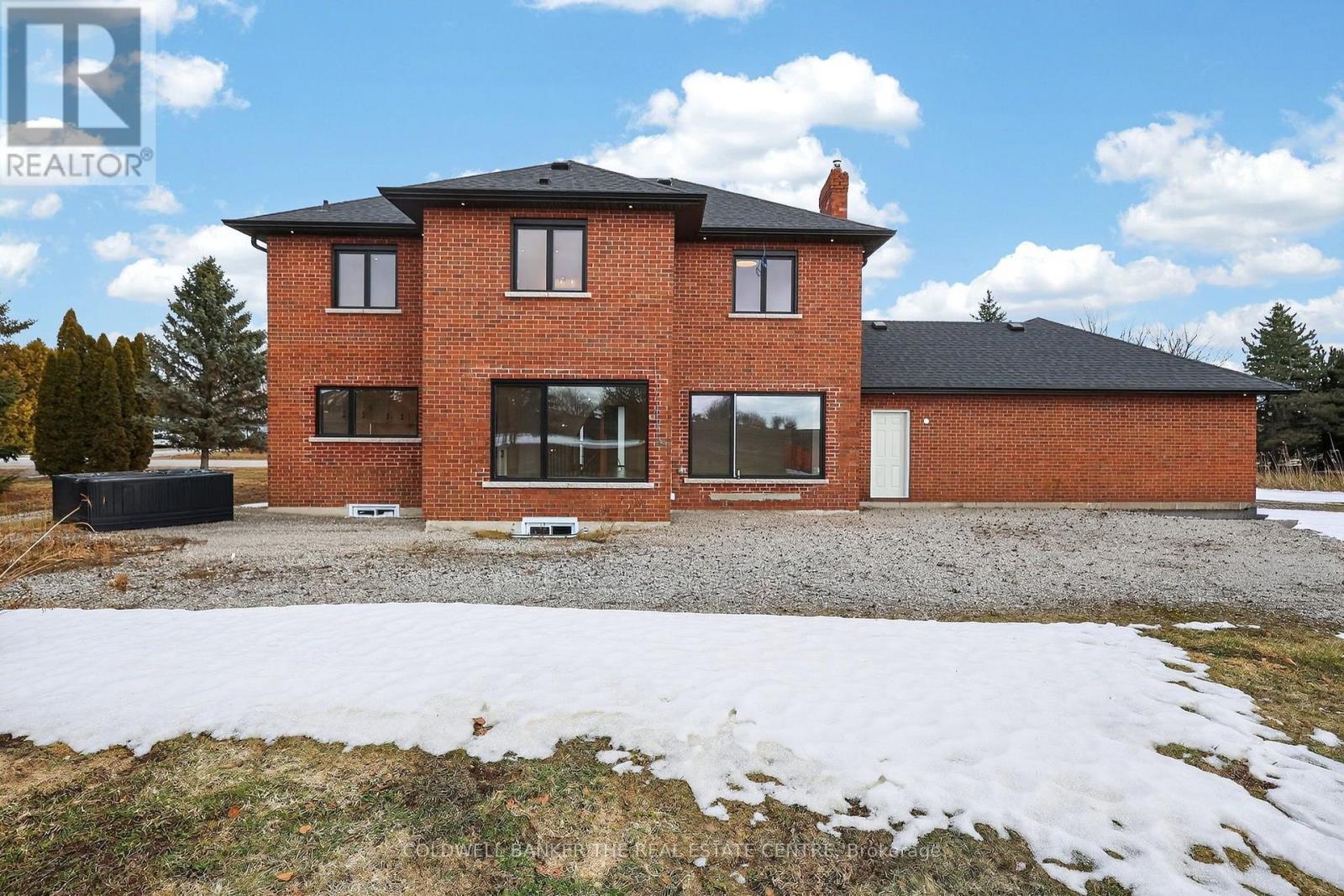 8 Brownlee Drive, Bradford West Gwillimbury, Ontario  L3Z 2A4 - Photo 41 - N13668354