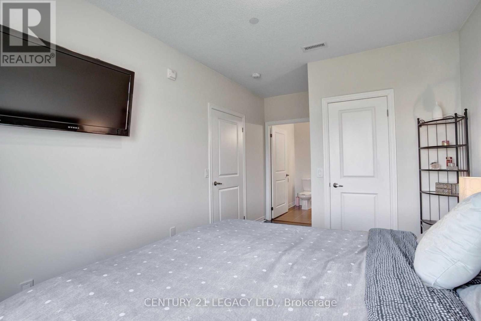104 - 39 New Delhi Drive, Markham, Ontario  L3S 0E1 - Photo 15 - N13668430