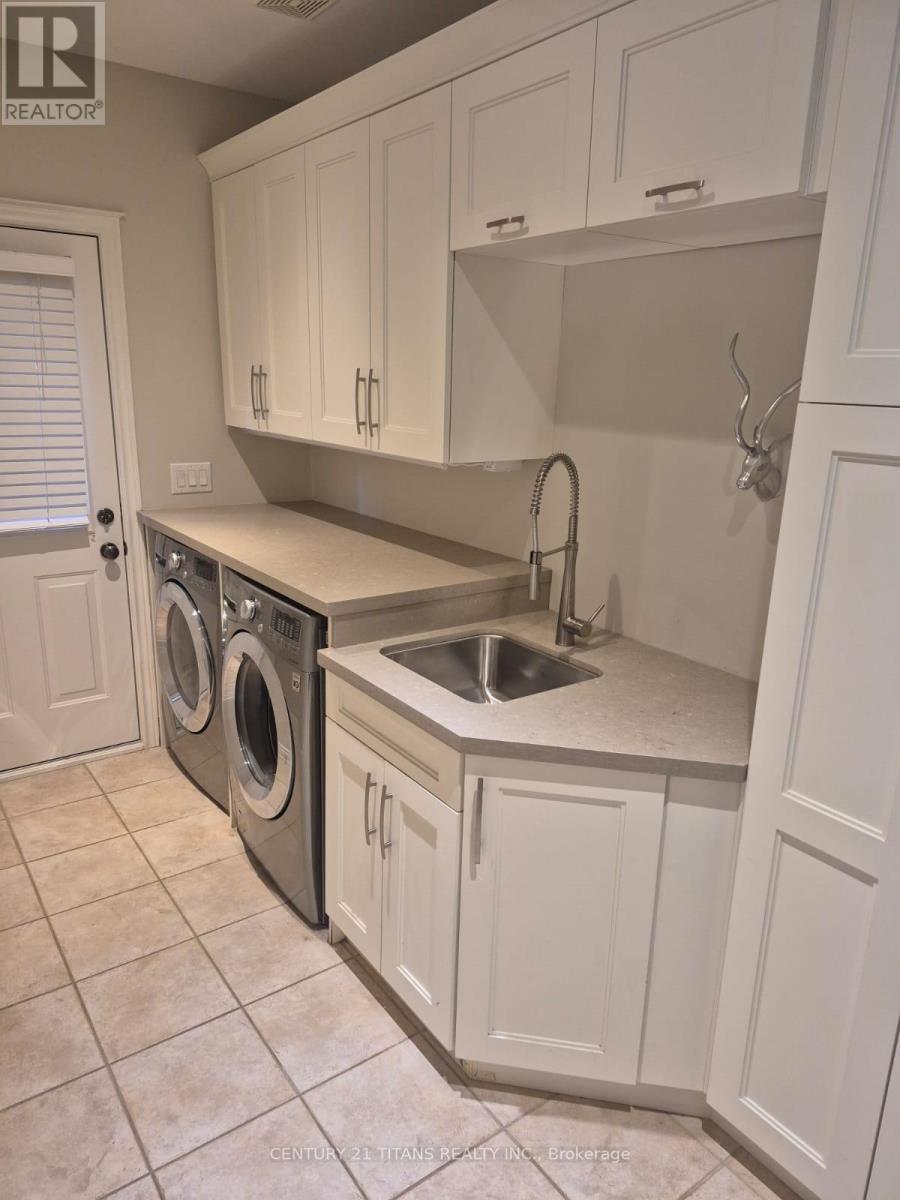 170 Tawny Crescent, Oakville, Ontario L6L 6T4 - Photo 12 - W13657766