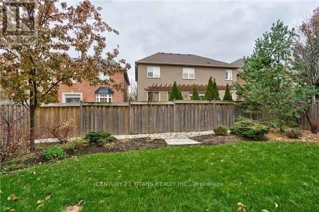 170 Tawny Crescent, Oakville, Ontario L6L 6T4 - Photo 29 - W13657766