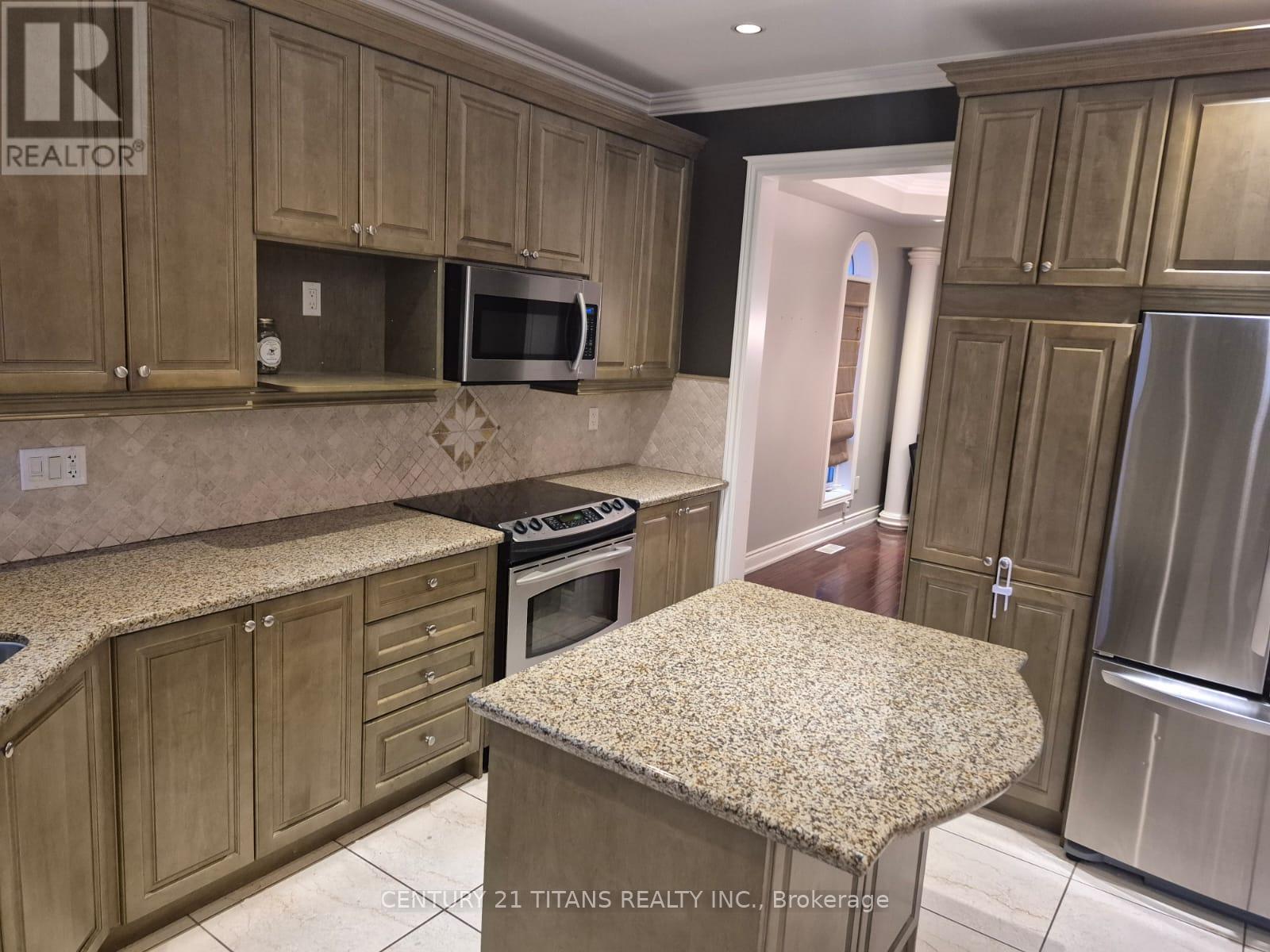 170 Tawny Crescent, Oakville, Ontario L6L 6T4 - Photo 8 - W13657766