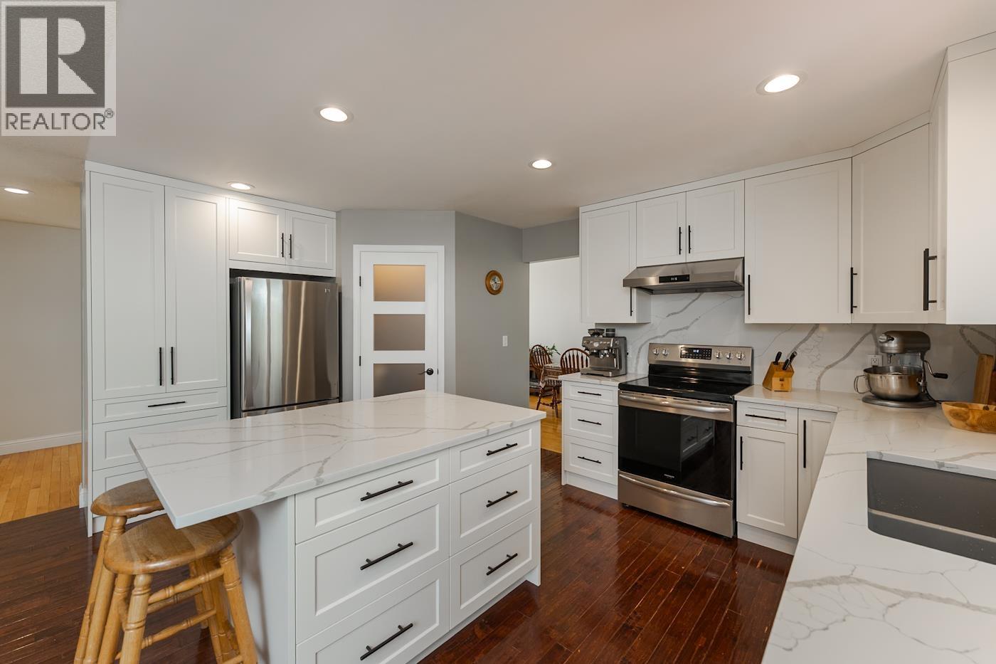 2435 Panorama Crescent, Prince George, British Columbia  V2K 4C2 - Photo 8 - R3155238