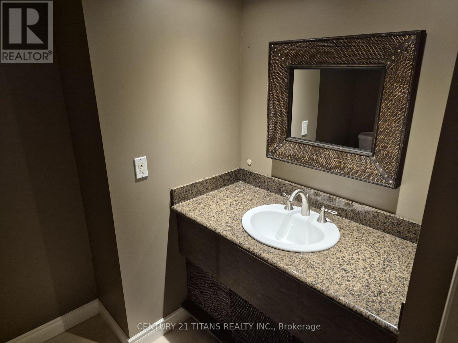 170 Tawny Crescent, Oakville, Ontario L6L 6T4 - Photo 26 - W13657766