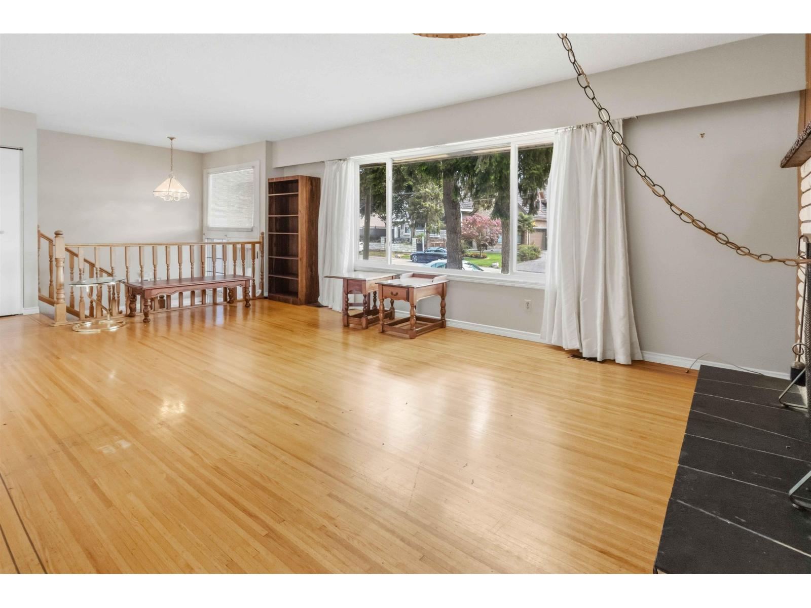 5845 124 Street, Surrey, British Columbia  V3X 1Y2 - Photo 8 - R3154357