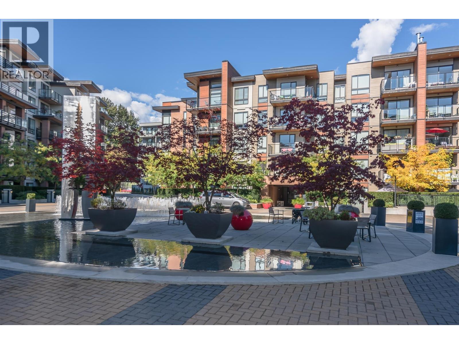 404 719 W 3rd Street, North Vancouver, British Columbia V7M 0E7 - Photo 1 - R3155135