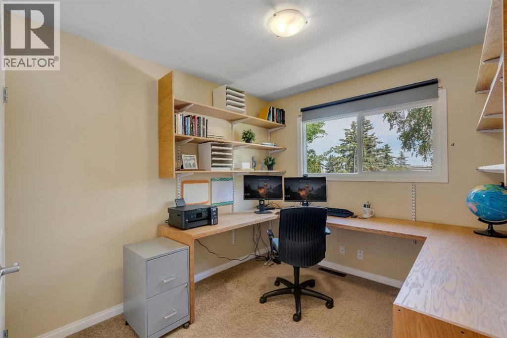 10219 7 Street Sw, Calgary, Alberta  T2W 0G2 - Photo 22 - A2328394