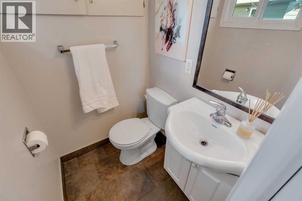 10219 7 Street Sw, Calgary, Alberta  T2W 0G2 - Photo 20 - A2328394