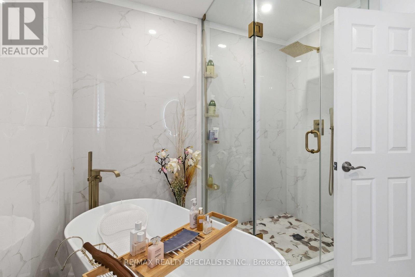 3850 Forest Bluff Crescent, Mississauga, Ontario  L5N 7V1 - Photo 22 - W13668308