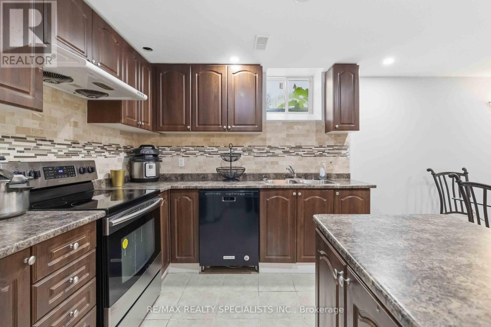 3850 Forest Bluff Crescent, Mississauga, Ontario  L5N 7V1 - Photo 31 - W13668308