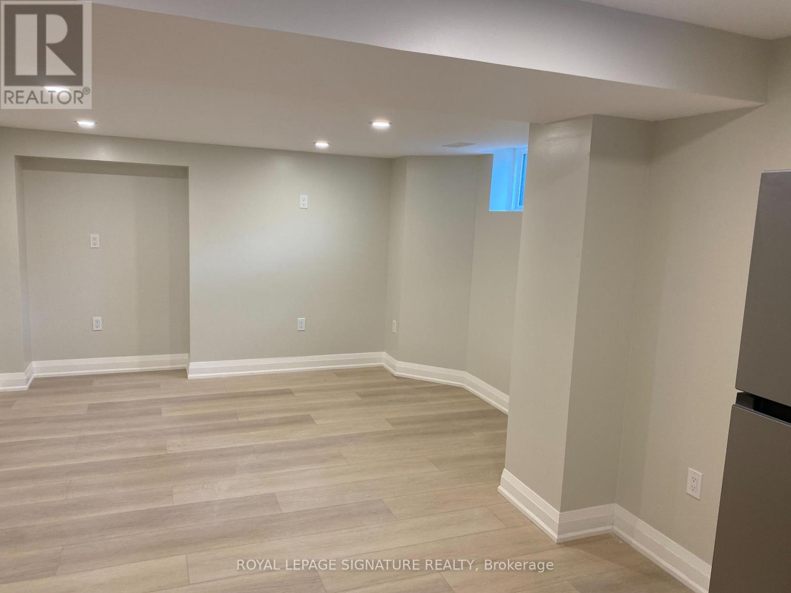 Lower - 3271 Pilcom Crescent, Mississauga, Ontario  L5B 3X5 - Photo 12 - W13668340