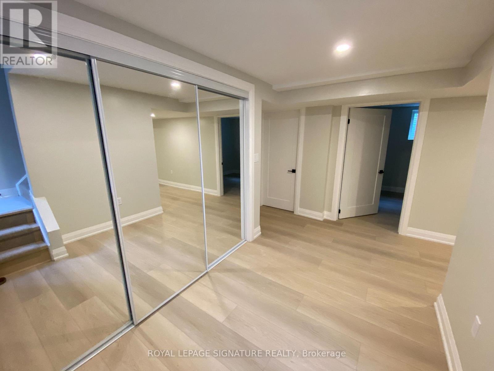Lower - 3271 Pilcom Crescent, Mississauga, Ontario  L5B 3X5 - Photo 7 - W13668340