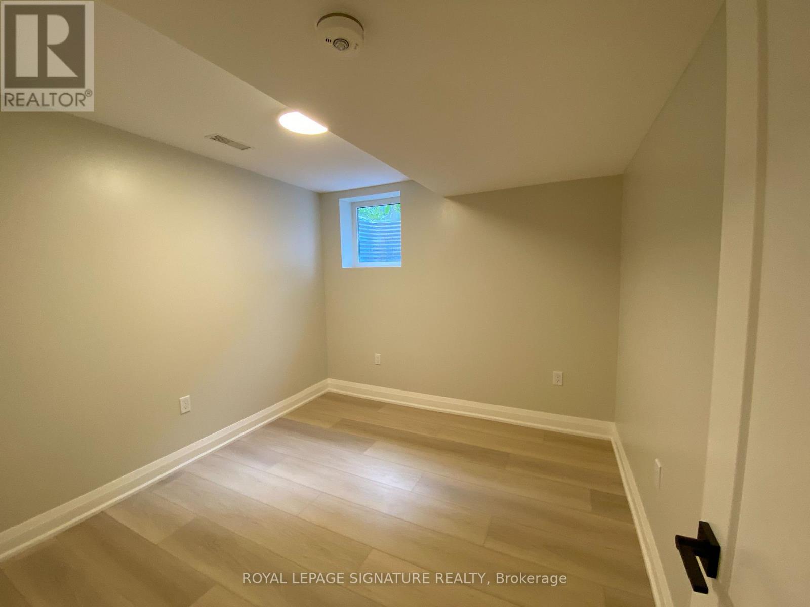 Lower - 3271 Pilcom Crescent, Mississauga, Ontario  L5B 3X5 - Photo 9 - W13668340