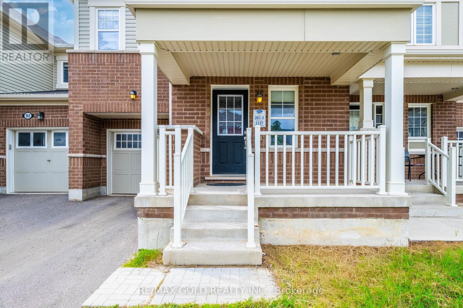 94 Benhurst Crescent, Brampton, Ontario  L7A 5A5 - Photo 4 - W13668410