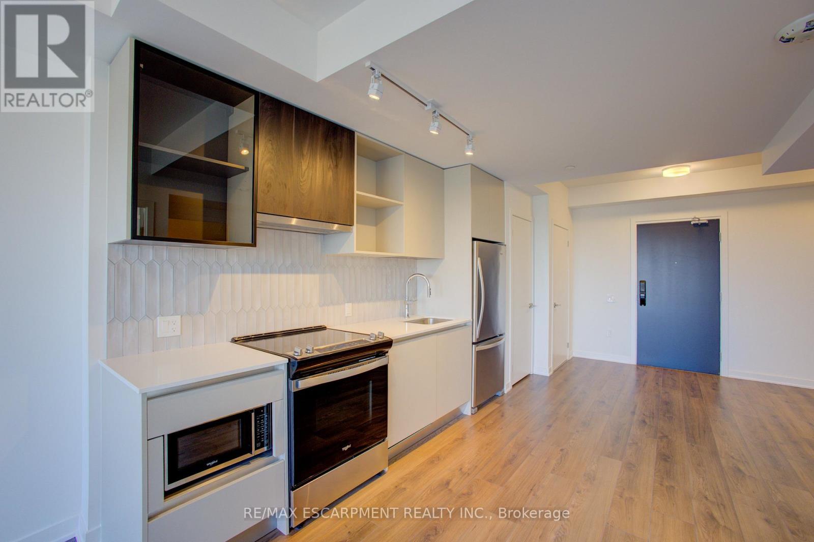 413 - 395 Dundas Street W, Oakville, Ontario  L6M 5R8 - Photo 12 - W13668450