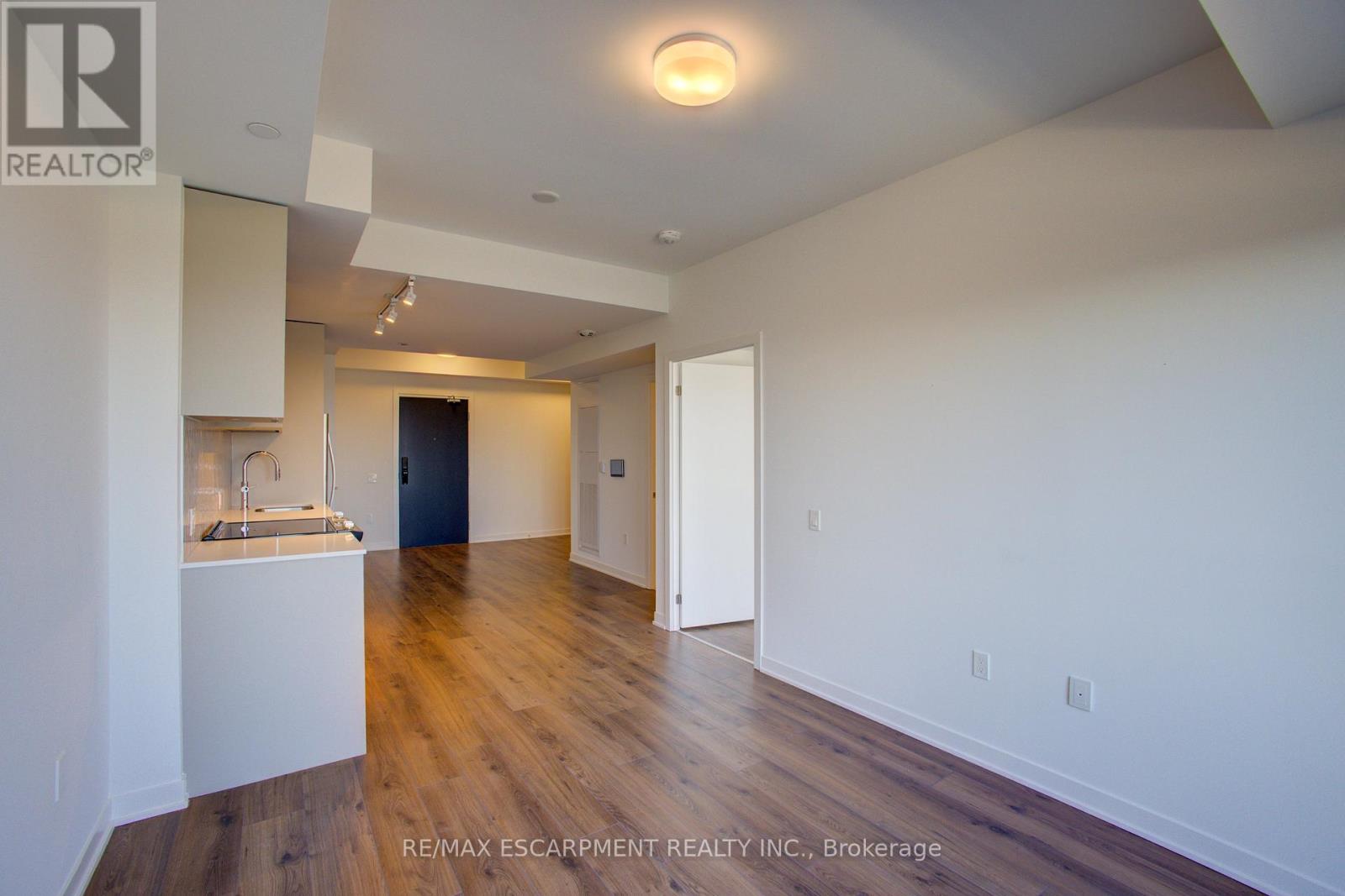 413 - 395 Dundas Street W, Oakville, Ontario  L6M 5R8 - Photo 15 - W13668450