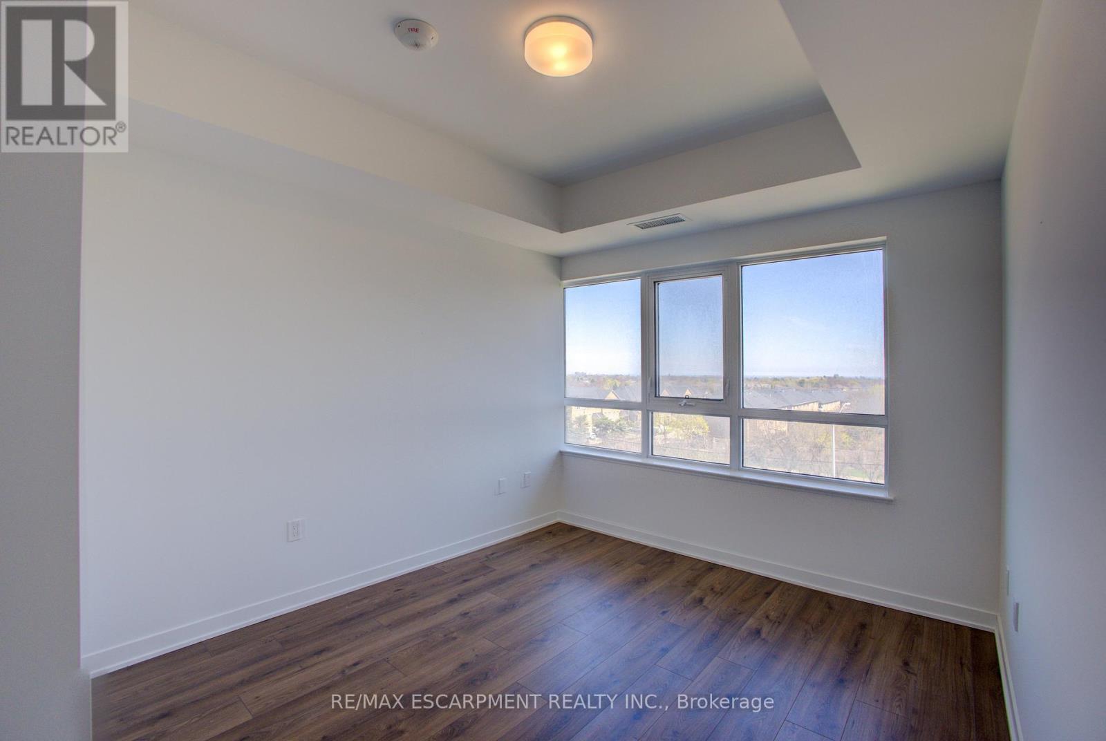 413 - 395 Dundas Street W, Oakville, Ontario  L6M 5R8 - Photo 18 - W13668450