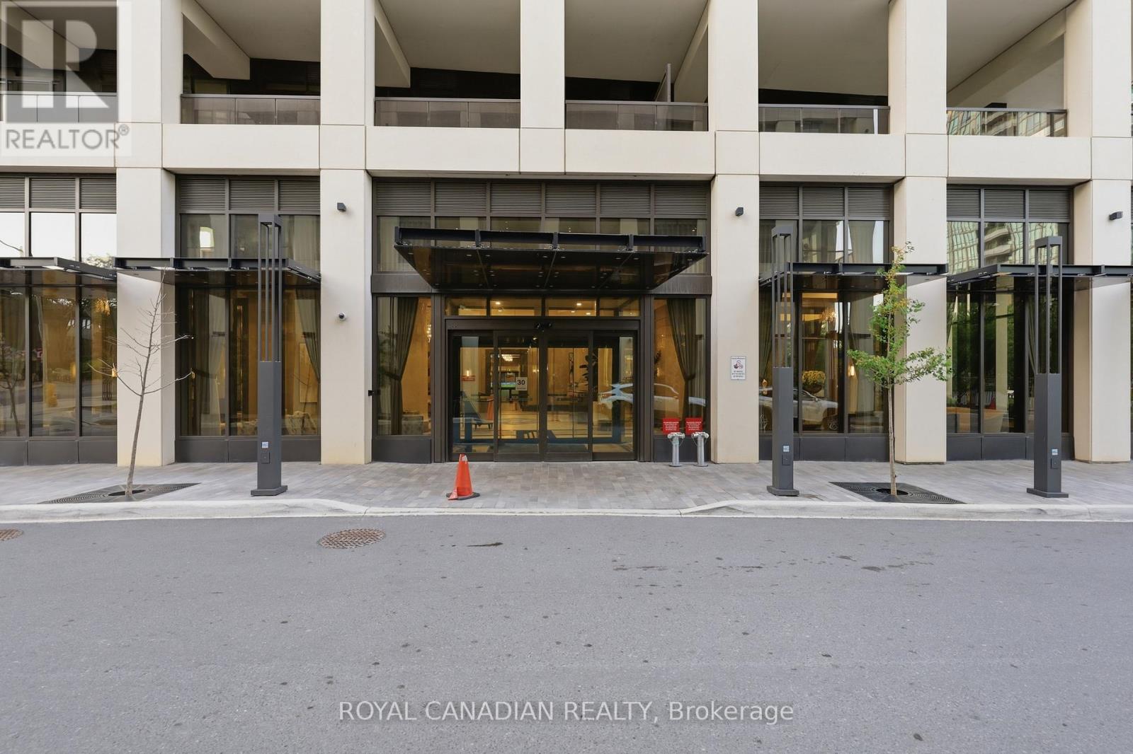 Ph 02 - 30 Elm Drive W, Mississauga, Ontario  L5B 0N6 - Photo 17 - W13668474