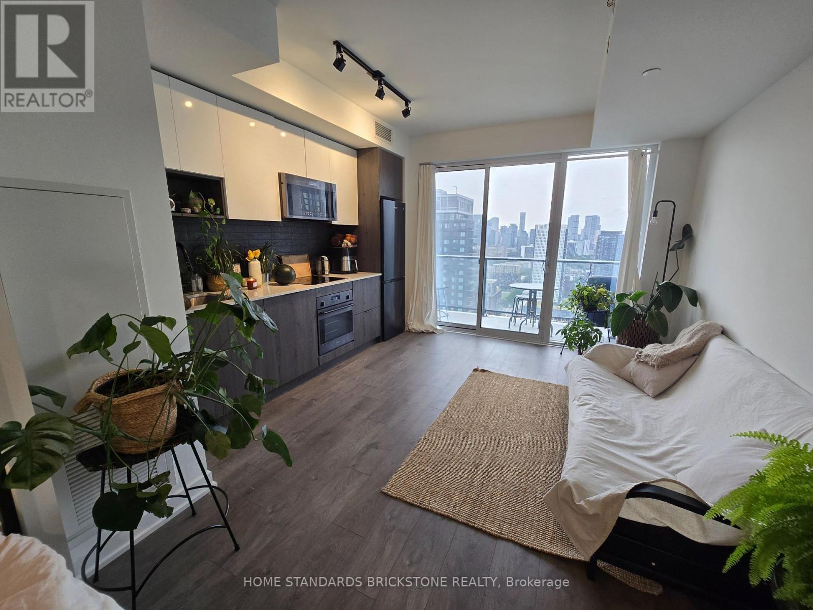 2707 - 5 Defries Street, Toronto, Ontario  M5A 0W7 - Photo 2 - C13665812