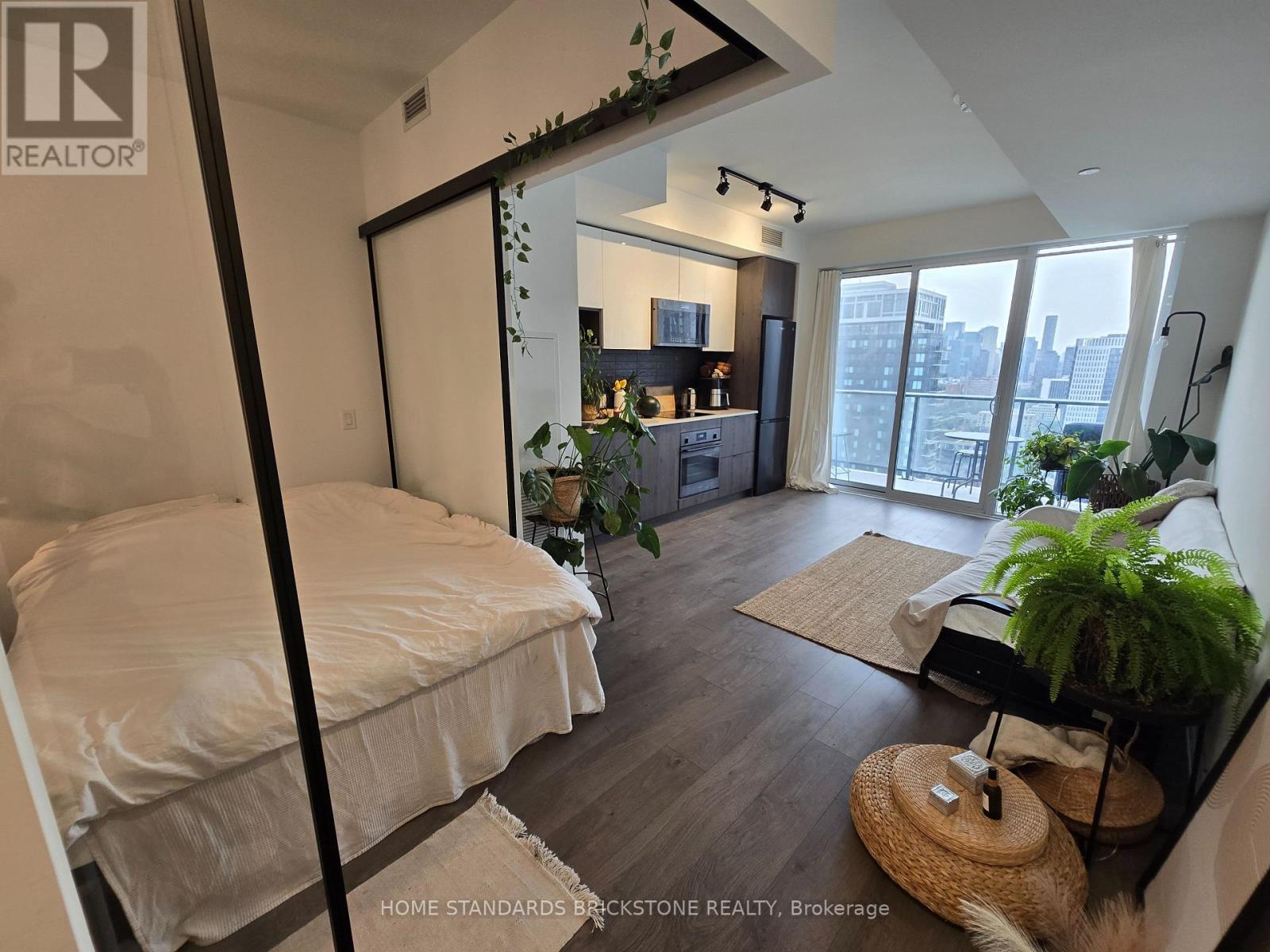 2707 - 5 Defries Street, Toronto, Ontario  M5A 0W7 - Photo 4 - C13665812
