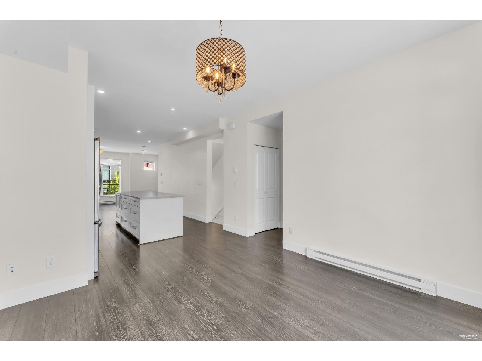 11 9989 E Barnston Drive, Surrey, British Columbia  V4N 6N3 - Photo 6 - R3154037