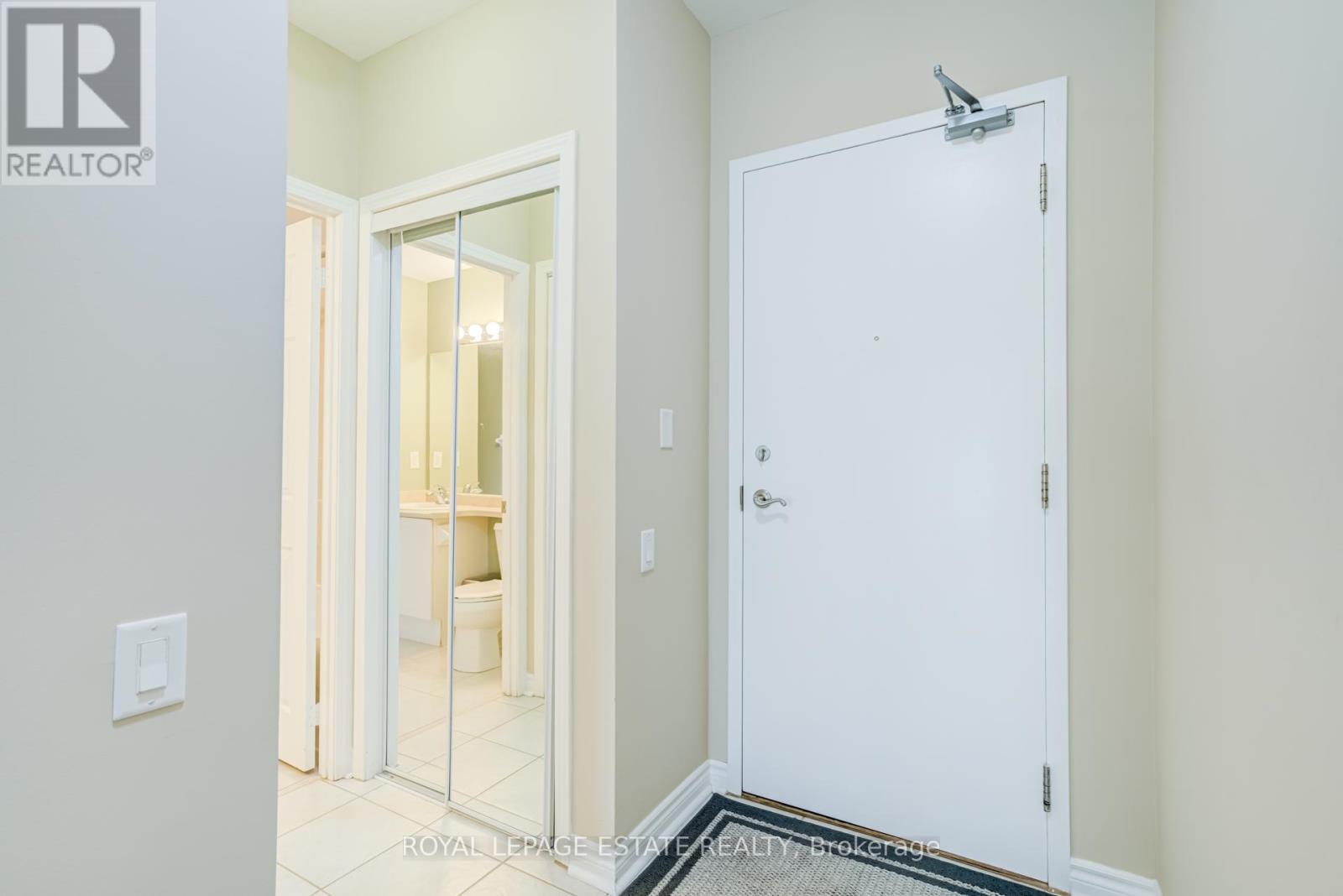 110 - 11121 Yonge Street, Richmond Hill, Ontario  L4C 0S7 - Photo 4 - N13532014