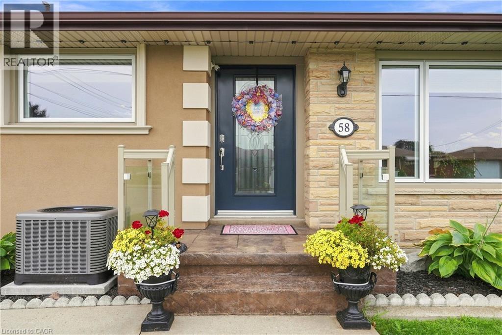 58 Moxley Drive, Hamilton, Ontario  L8T 3Y7 - Photo 2 - 40855294
