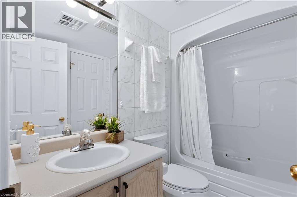 216 Plains Road W Unit# B205, Burlington, Ontario  L7T 4K8 - Photo 22 - 40855350