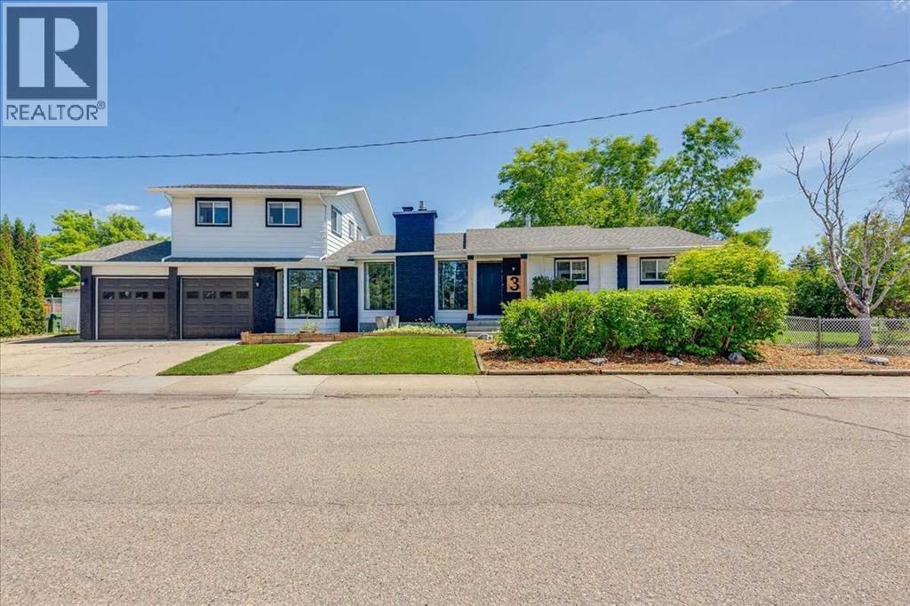 3 Armstrong Close, Red Deer, Alberta  T4R 1C6 - Photo 2 - A2336924