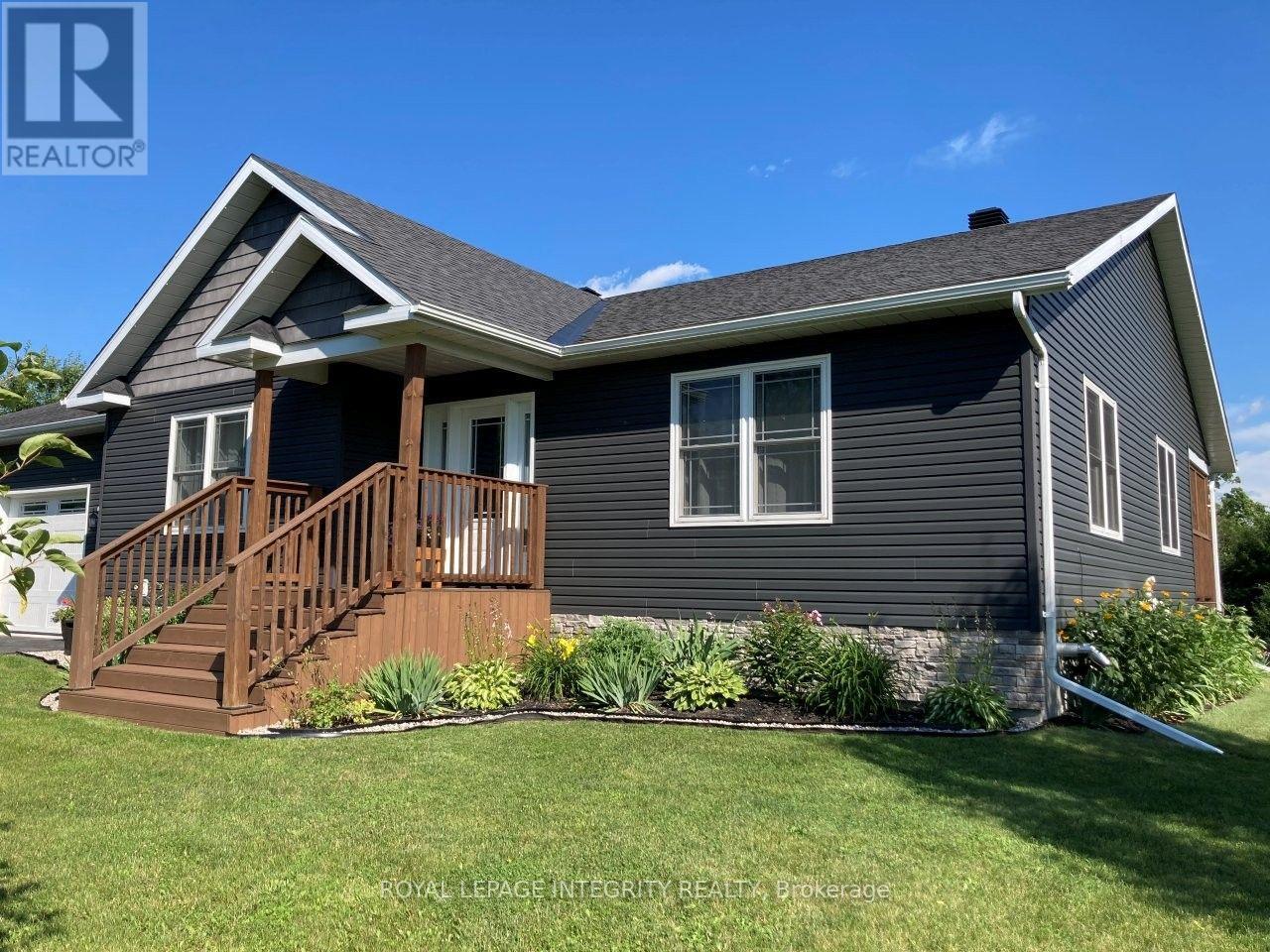 165 Bristow Drive, Montague, Ontario  K7A 5B8 - Photo 6 - X13466652
