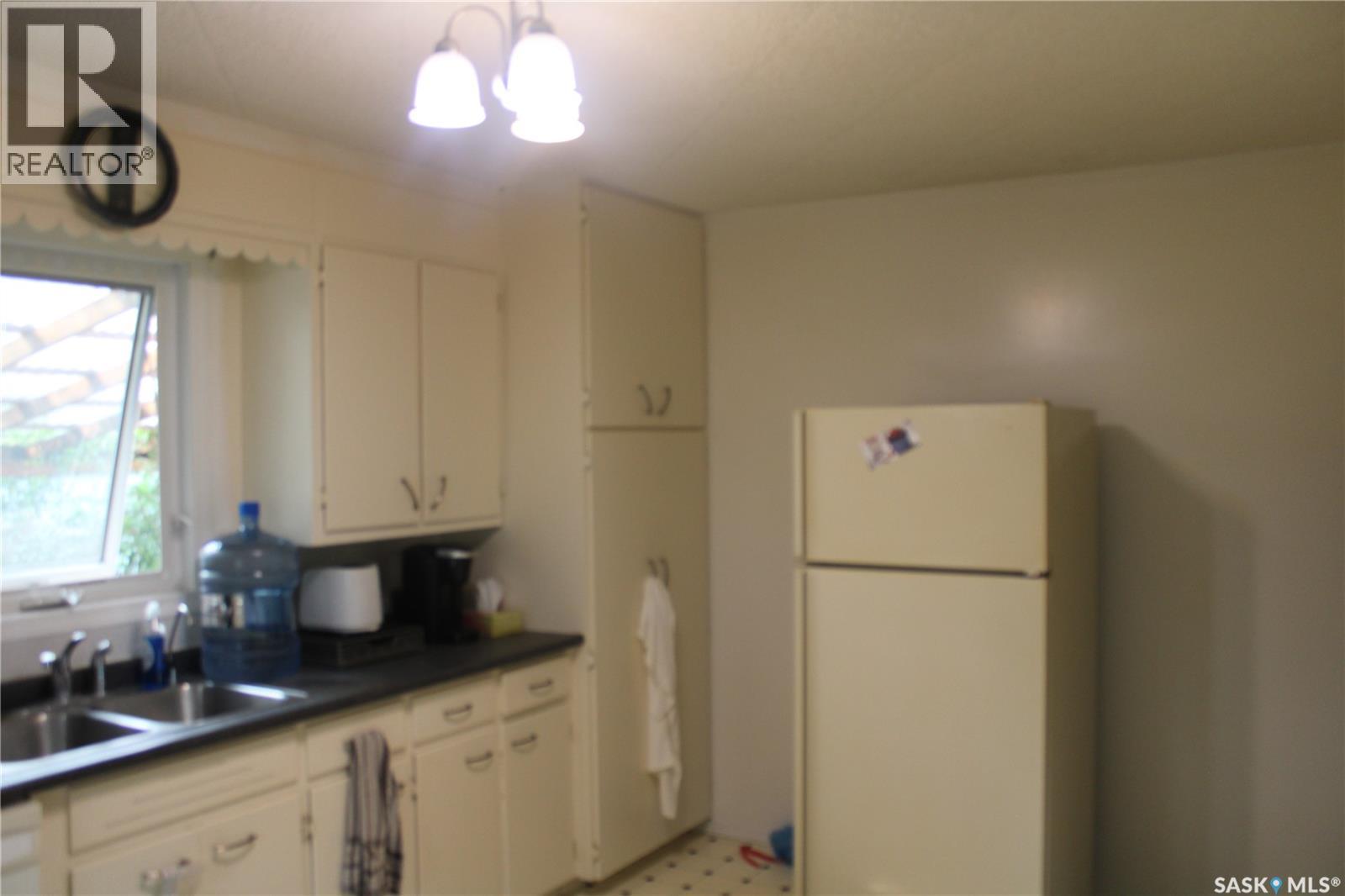 711 Yorkton Avenue, Theodore, Saskatchewan  S0A 4C0 - Photo 2 - SK045391