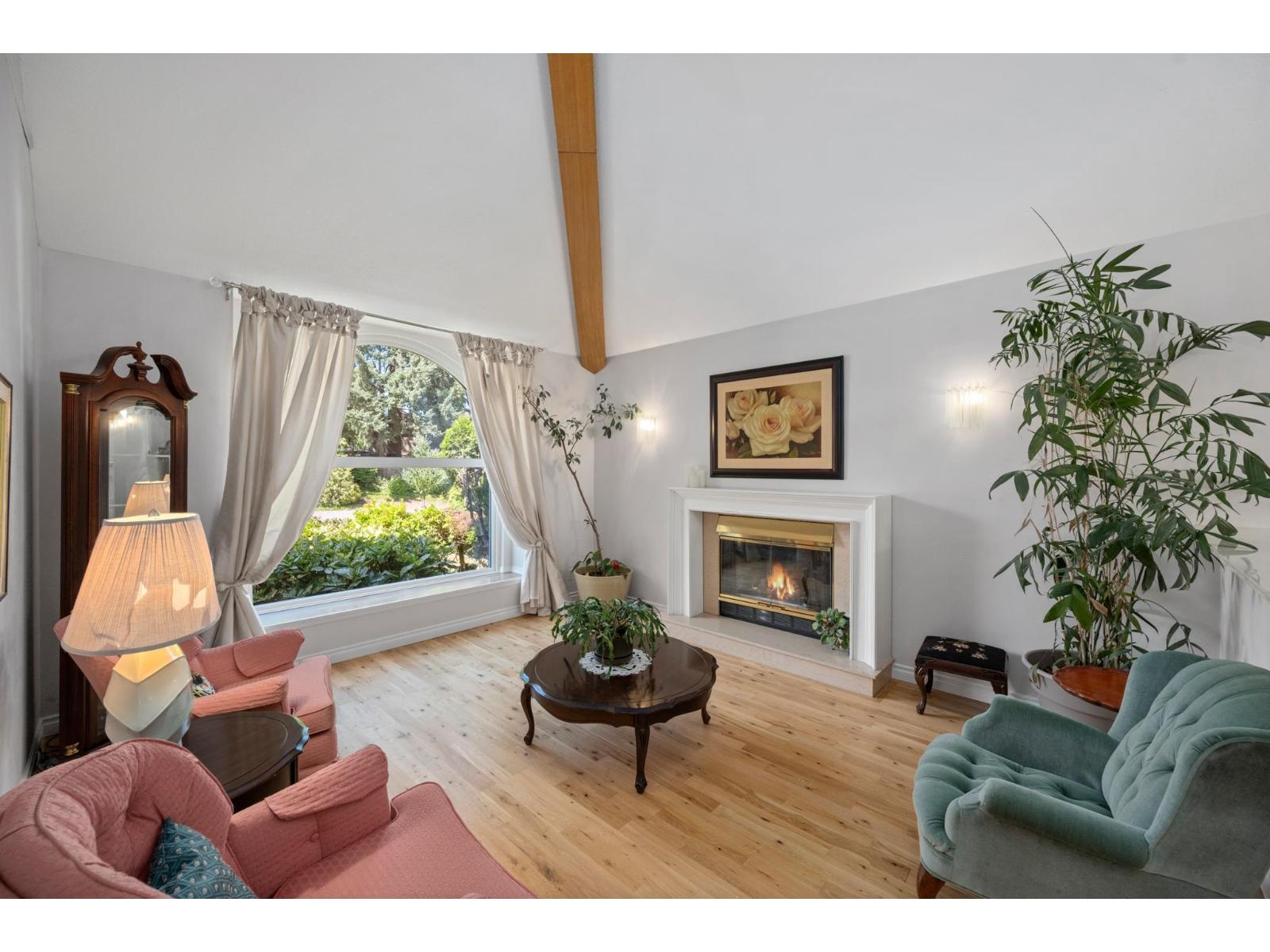16614 Cherryhill Crescent, Surrey, British Columbia  V2W 0A8 - Photo 3 - R3155248