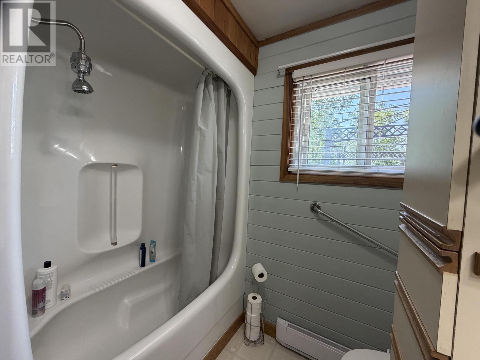 82 Lakeview Dr, Terrace Bay, Ontario  P0T 2W0 - Photo 10 - TB2601921