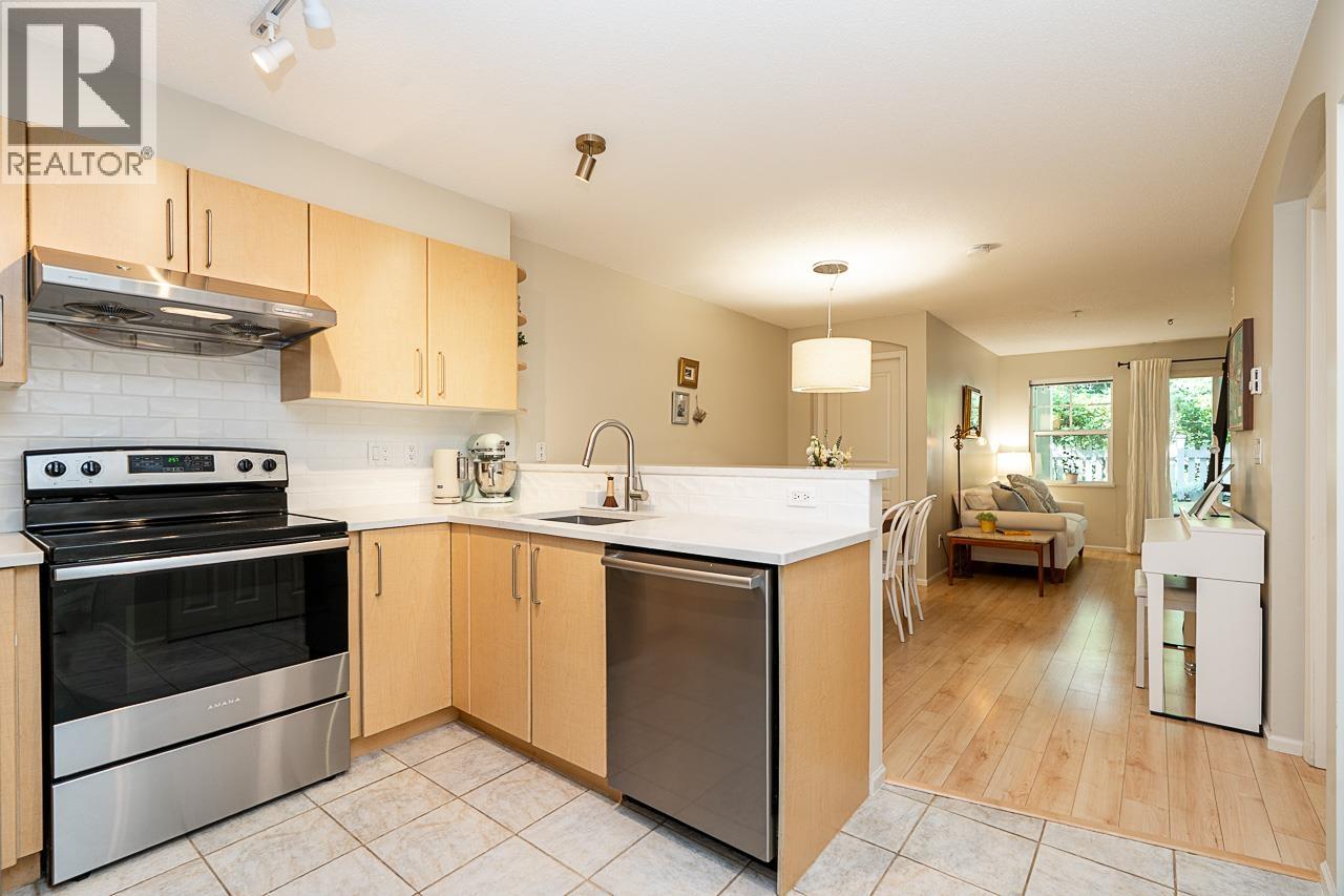 111 7330 Salisbury Avenue, Burnaby, British Columbia V5E 4N8 - Photo 3 - R3155141