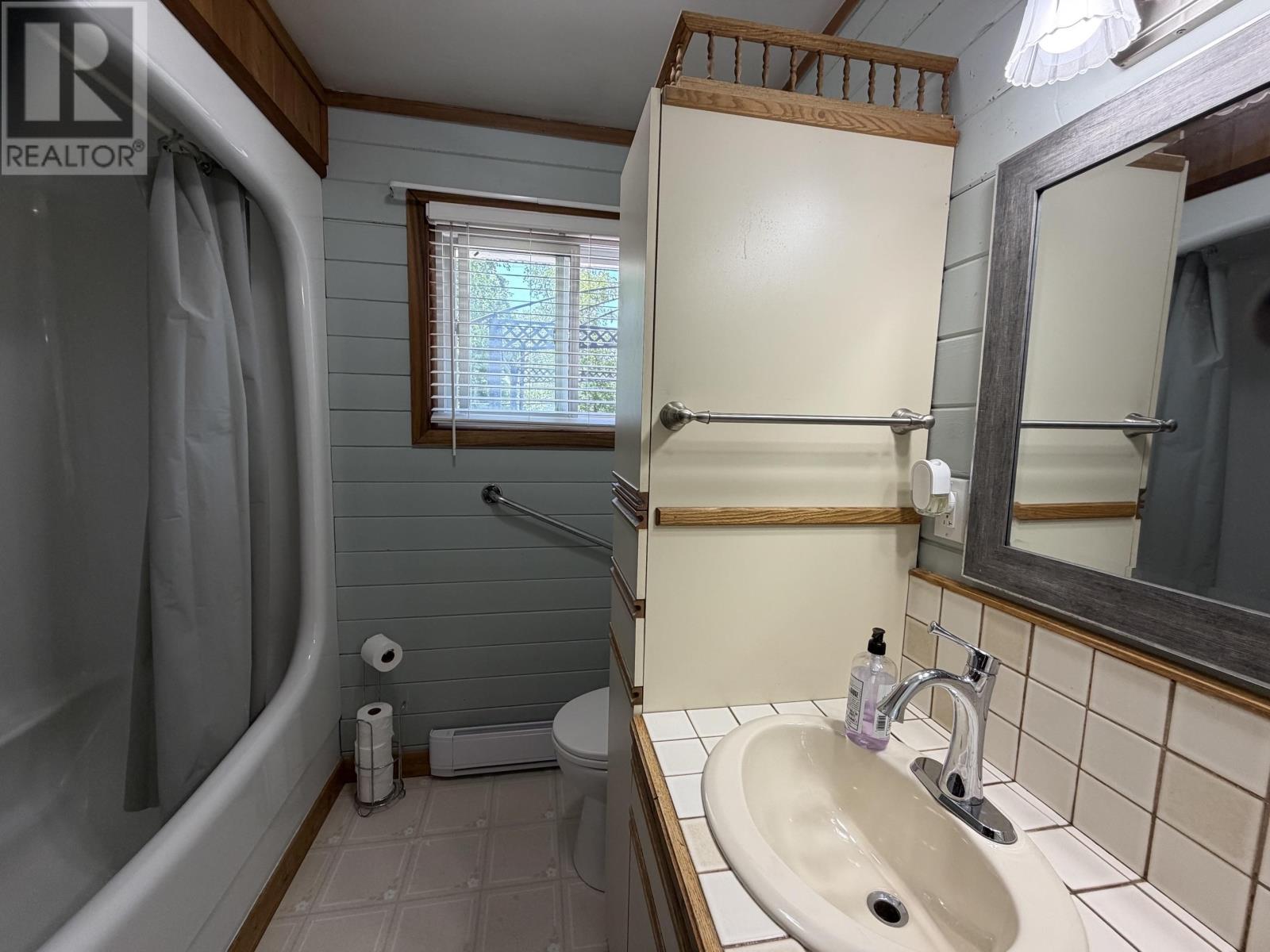 82 Lakeview Dr, Terrace Bay, Ontario  P0T 2W0 - Photo 9 - TB2601921