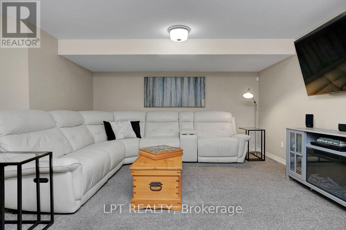 416 Warmstone Drive, Ottawa, Ontario  K2S 0W2 - Photo 25 - X13668524