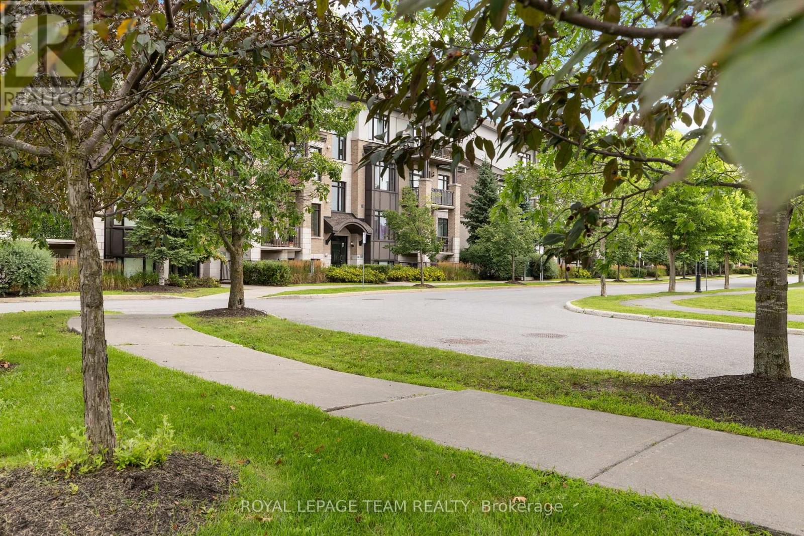 104 - 655 BEAUPARC PRIVATE, Ottawa, Ontario