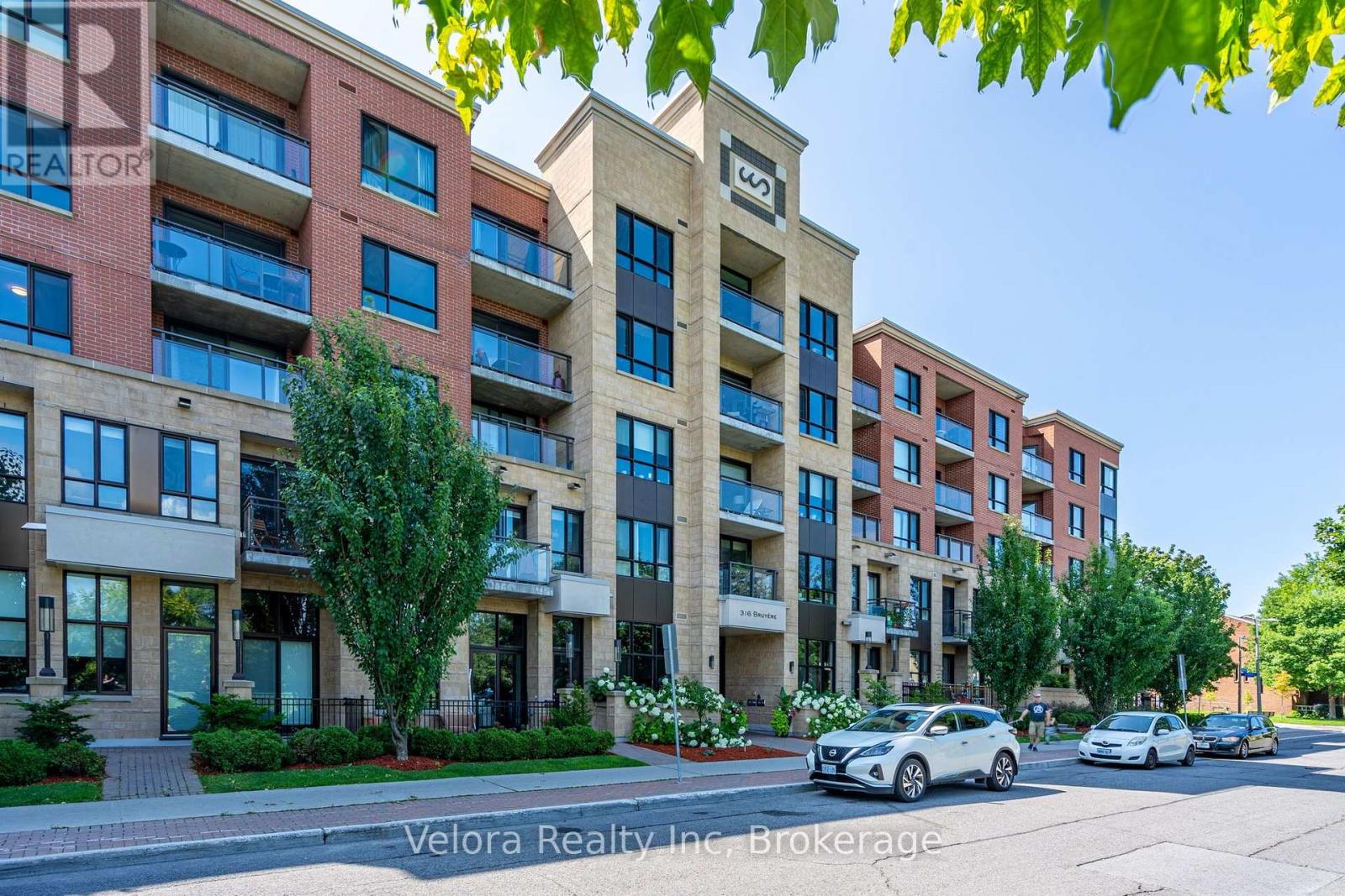 220 - 316 BRUYERE STREET, Ottawa, Ontario