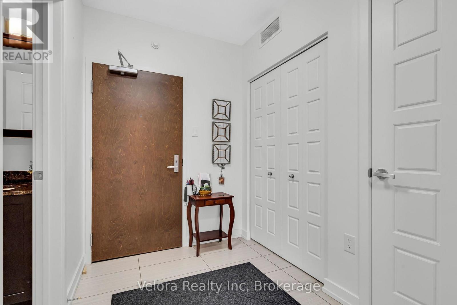 220 - 316 Bruyere Street, Ottawa, Ontario  K1N 0C3 - Photo 4 - X13668570