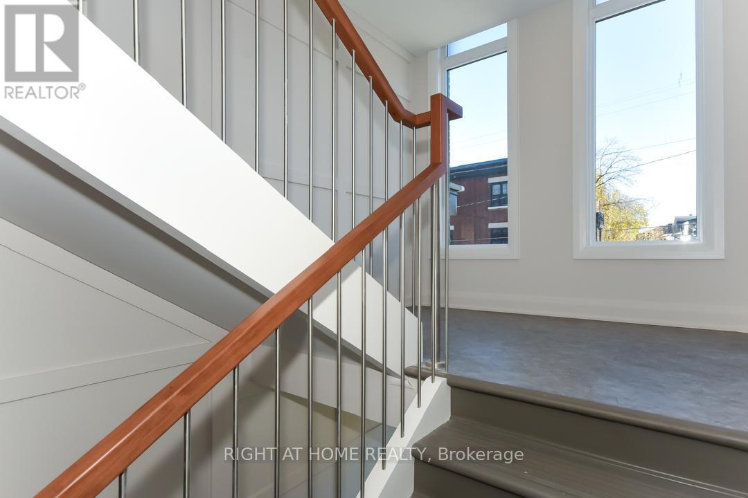 8 - 35 Monk Street, Ottawa, Ontario  K1S 3Y7 - Photo 2 - X13668582